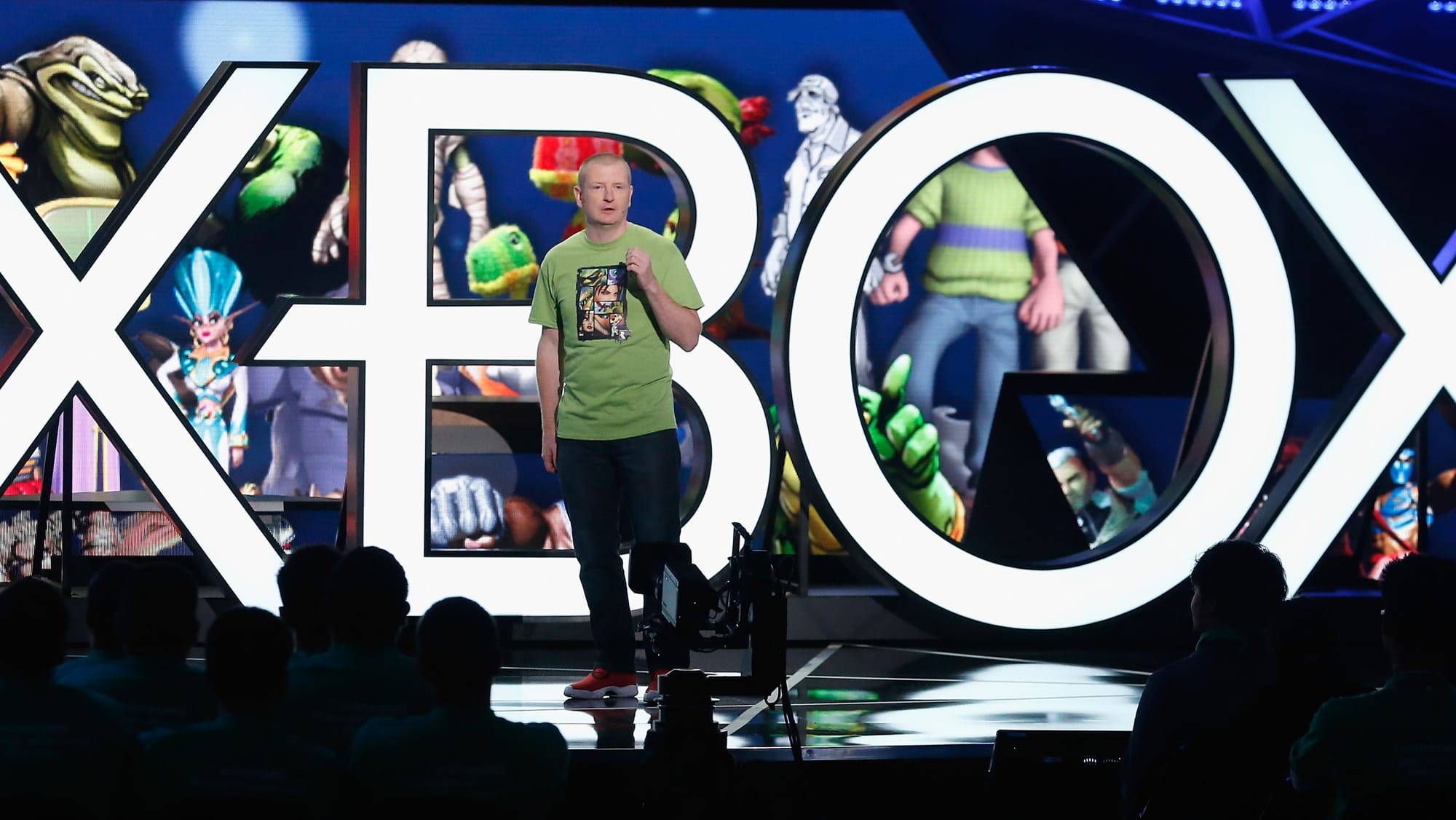Xbox Game Studios Boss Departs Amid Concerns
