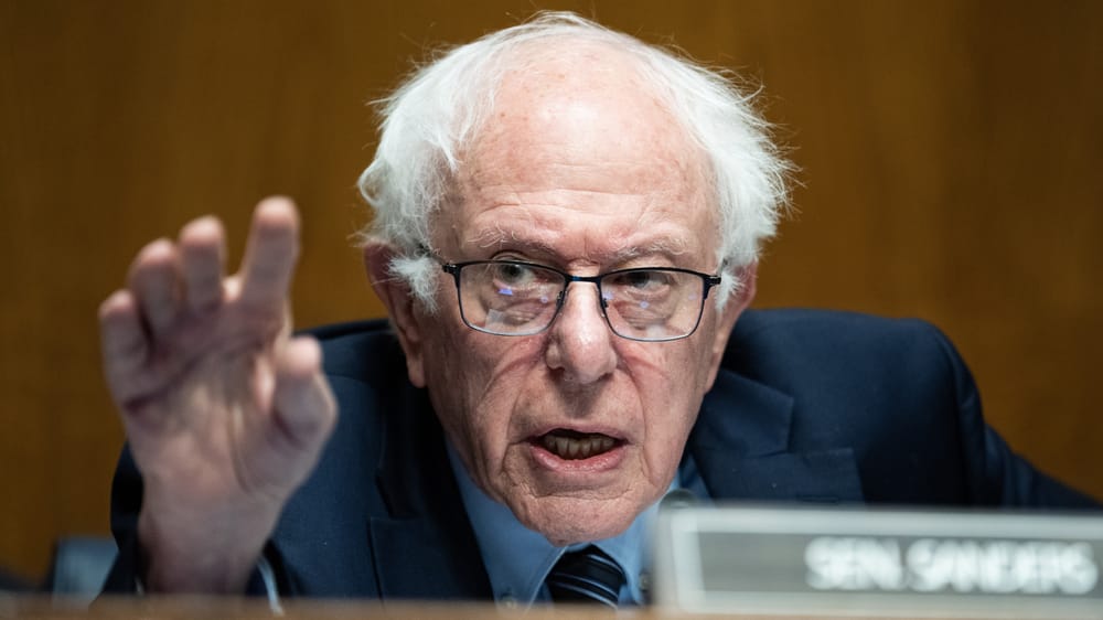 Bernie Sanders Criticizes Microsoft Over Xbox Layoffs and Price Rises post image