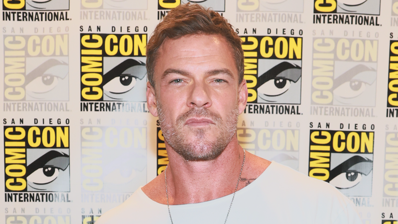 Alan Ritchson Confirms Discussions with DC for Different Role than post image
