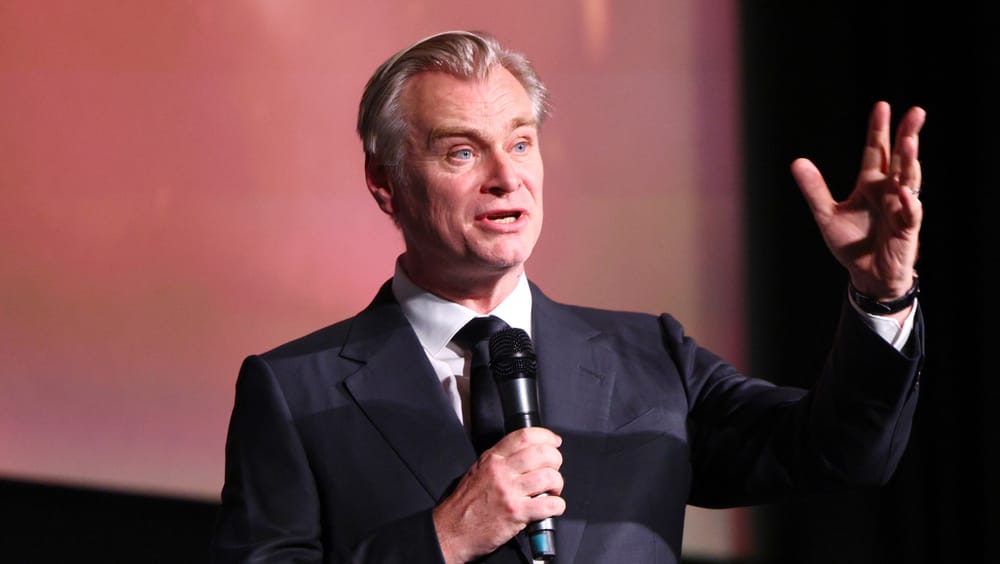 Christopher Nolan Won't Explain His Movies After Brother's Memento post image