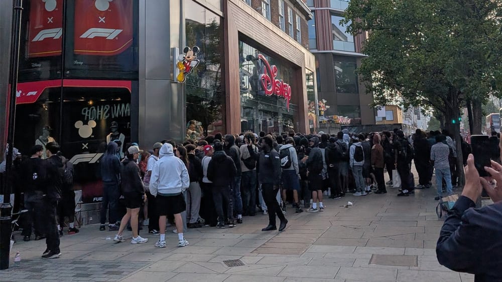 Disney Store Closes After Scalpers Cause Chaos Waiting for Lorcana post image