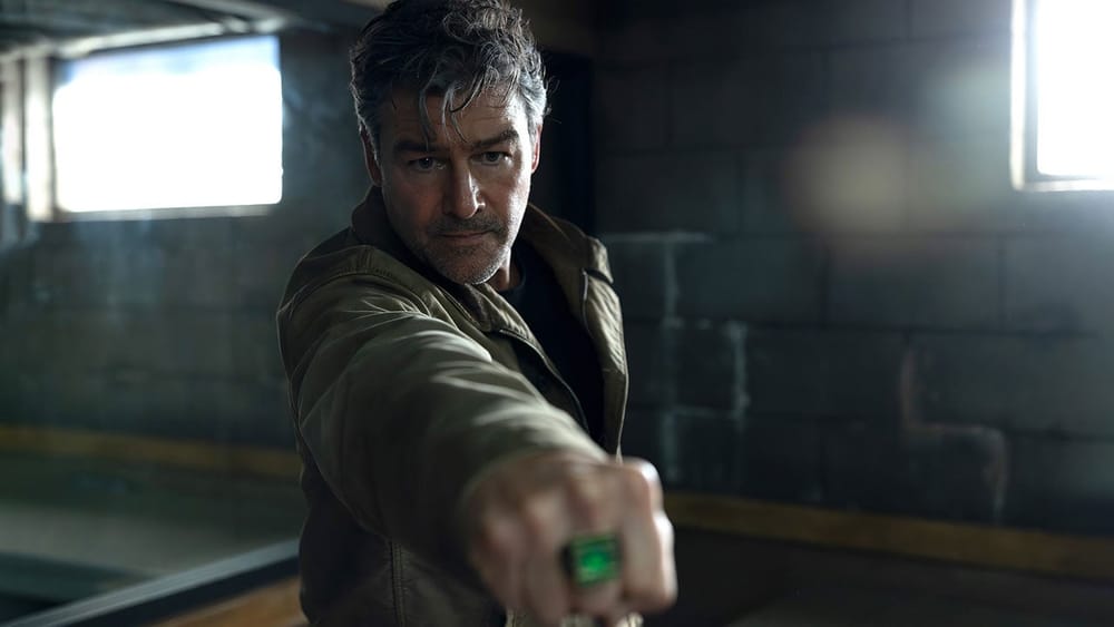 Lanterns: Unveiling the Potential Villain in the New Trailer post image