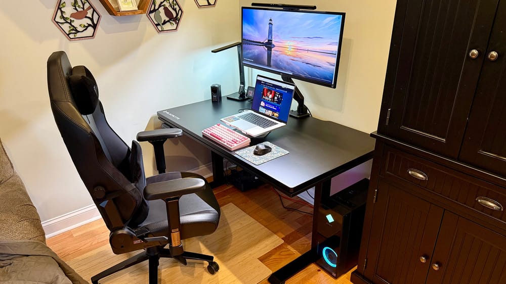Blacklyte Atlas Lite Standing Desk Review post image
