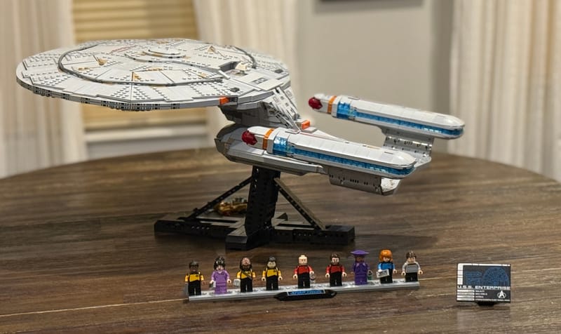 Building the LEGO Star Trek U.S.S. Enterprise NCC-1701-D